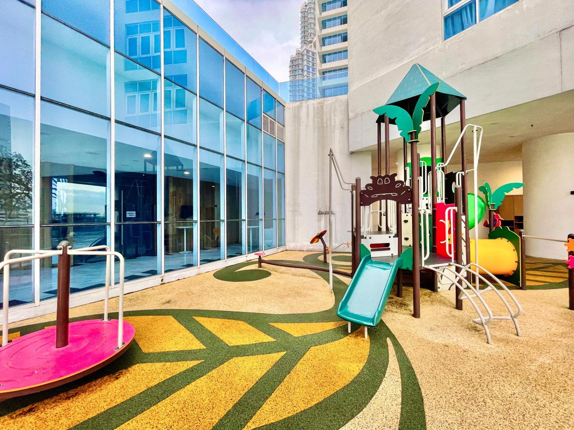 Pinetree Puteri Harbour @ Uha Apartment Nusajaya  Exterior photo