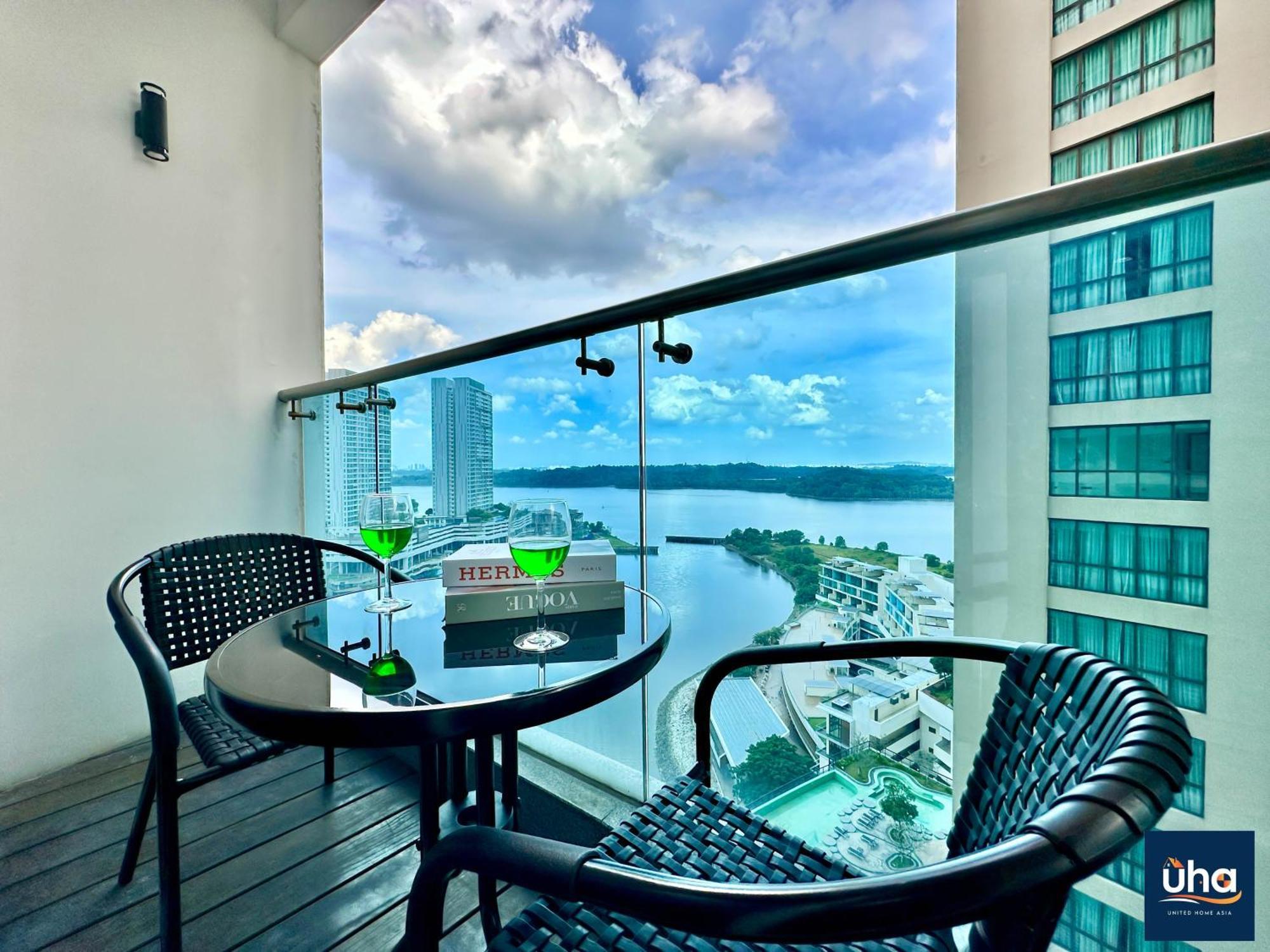 Pinetree Puteri Harbour @ Uha Apartment Nusajaya  Exterior photo